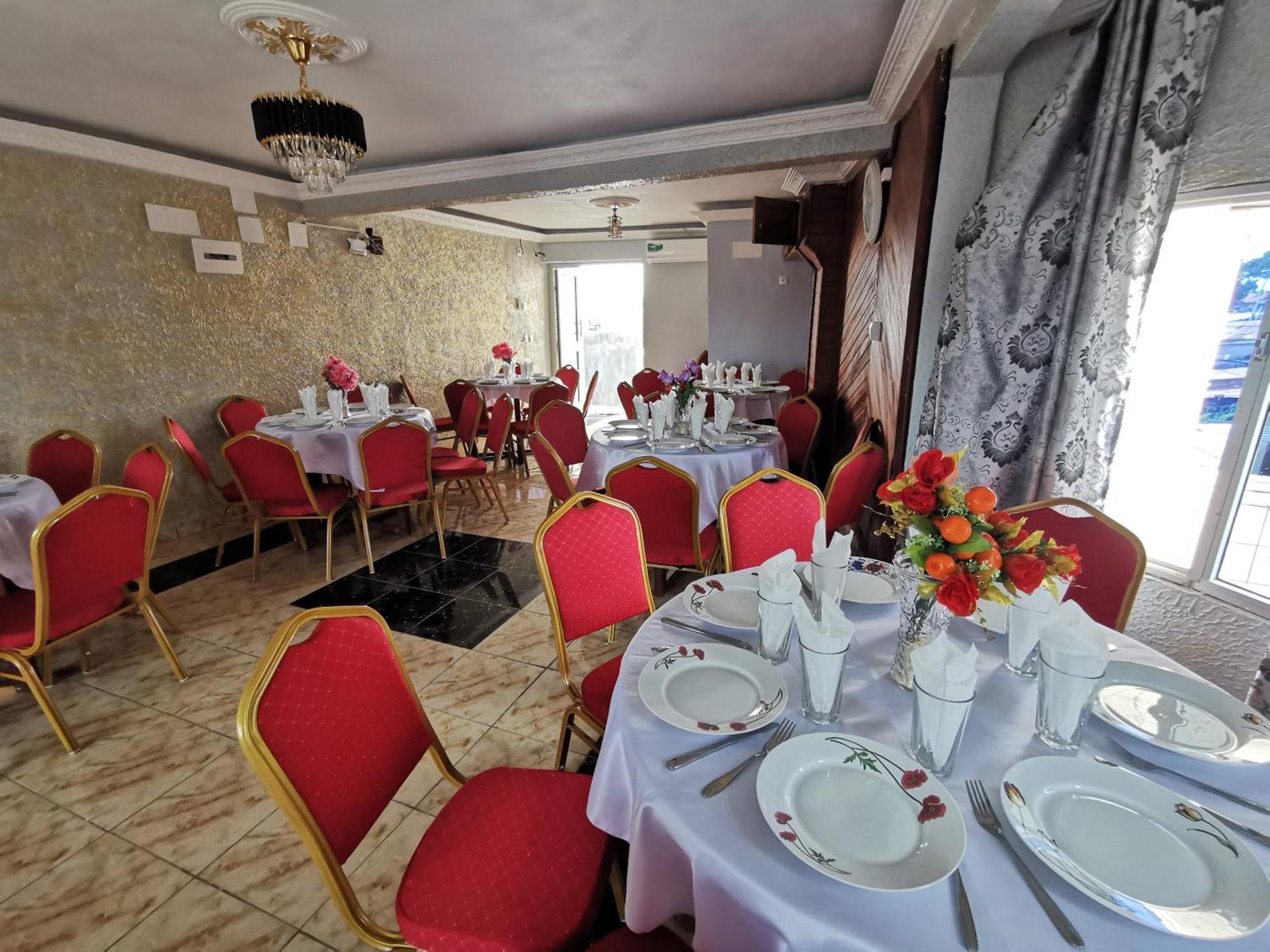 Tchatcha Hotel Yaoundé Kültér fotó