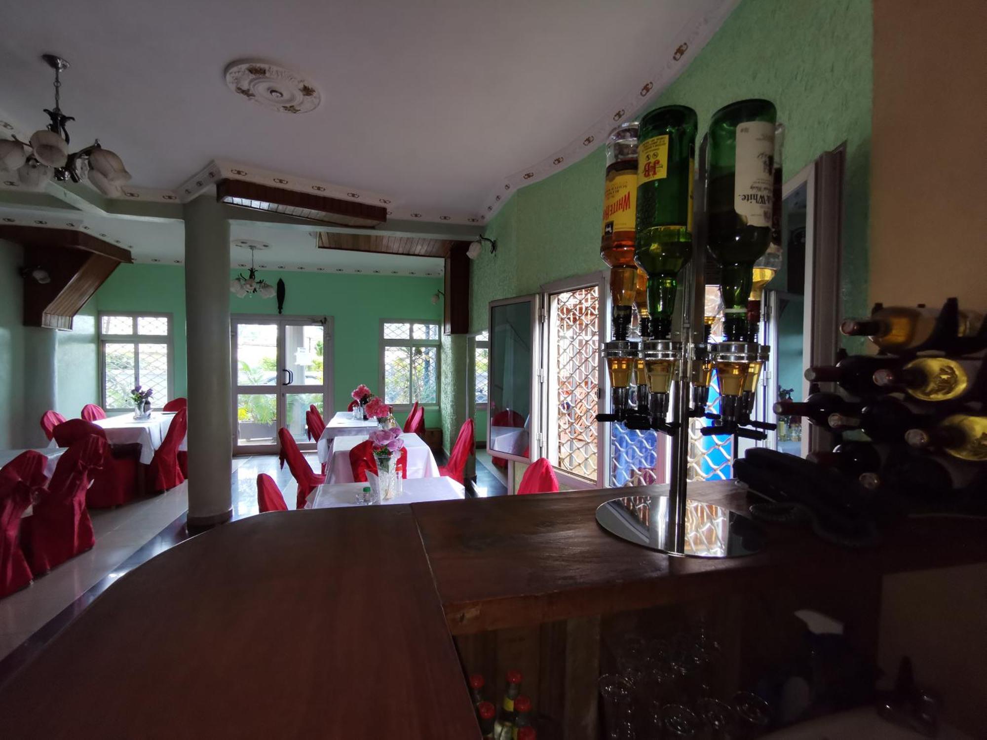 Tchatcha Hotel Yaoundé Kültér fotó