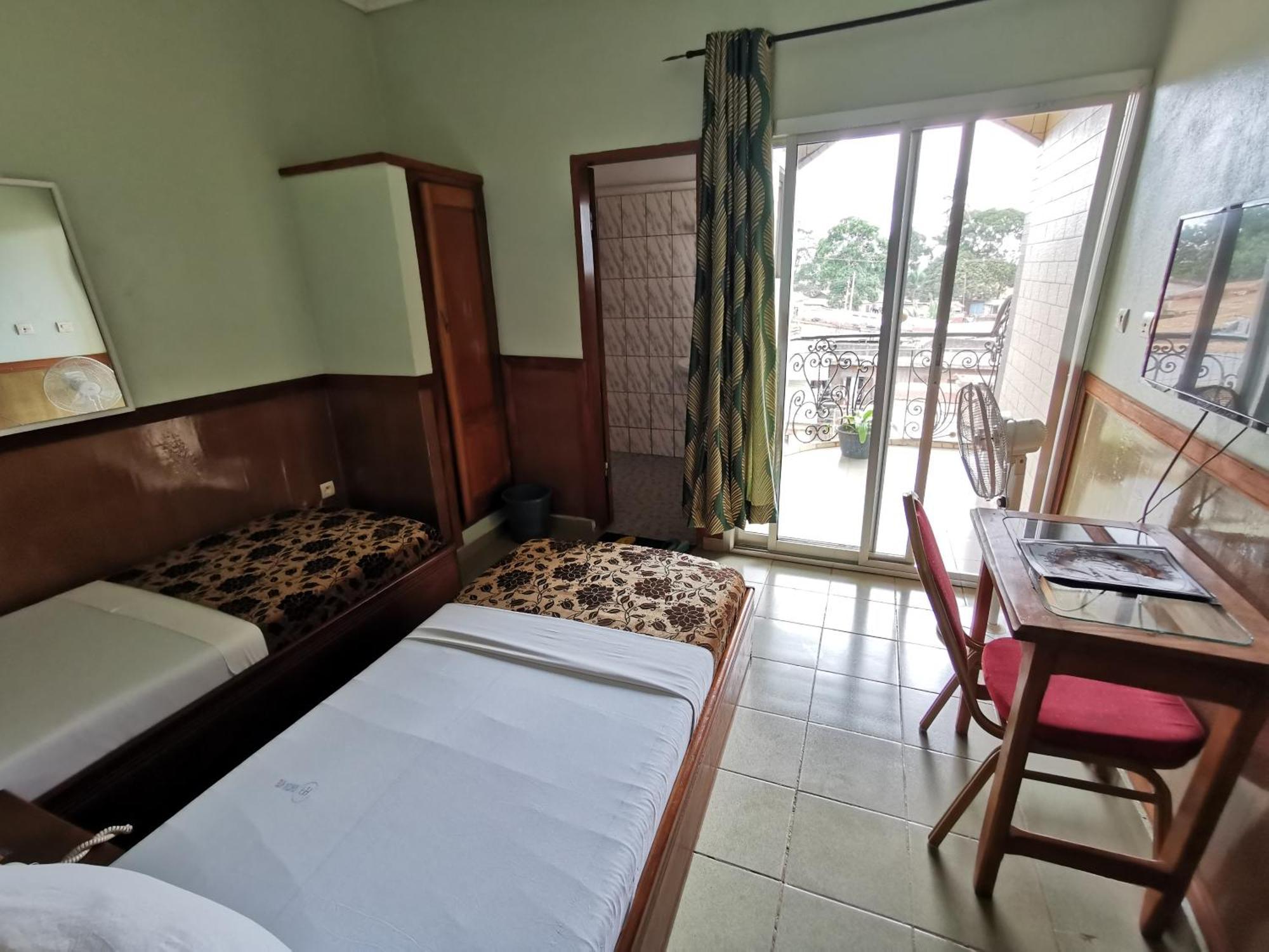 Tchatcha Hotel Yaoundé Kültér fotó