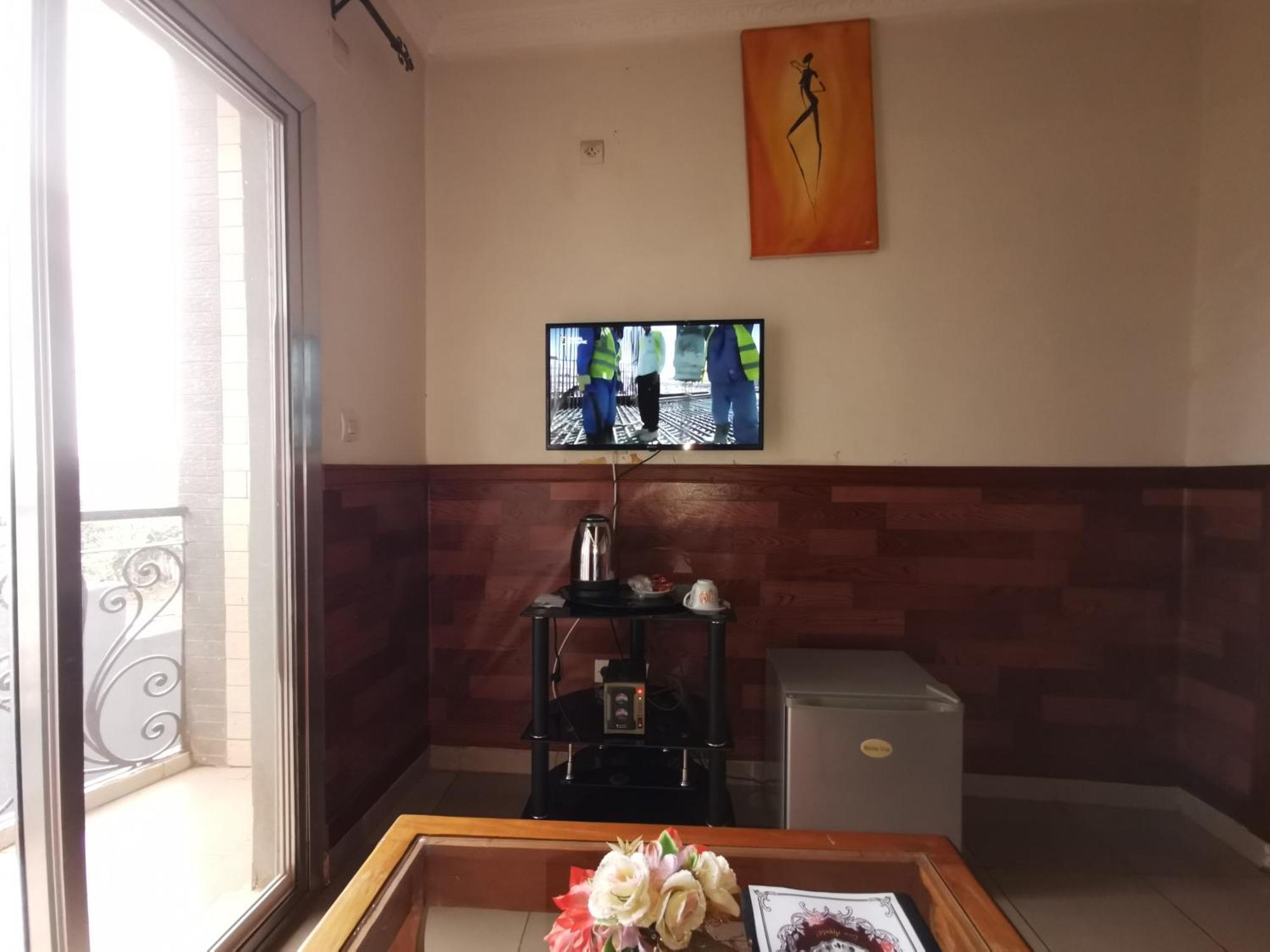 Tchatcha Hotel Yaoundé Kültér fotó
